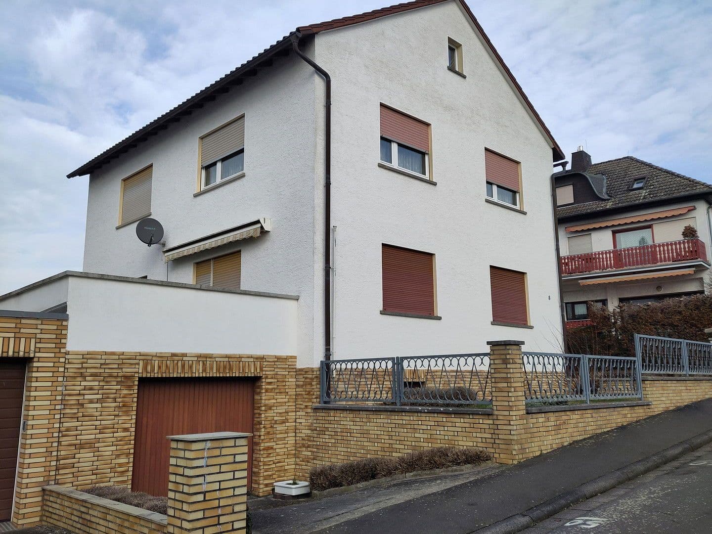 Prodej domu 170 m², pozemek 530 m², Bad Nauheim, Hessen Prodej domu 170 m², pozemek 530 m², Bad Nauheim, Hessen