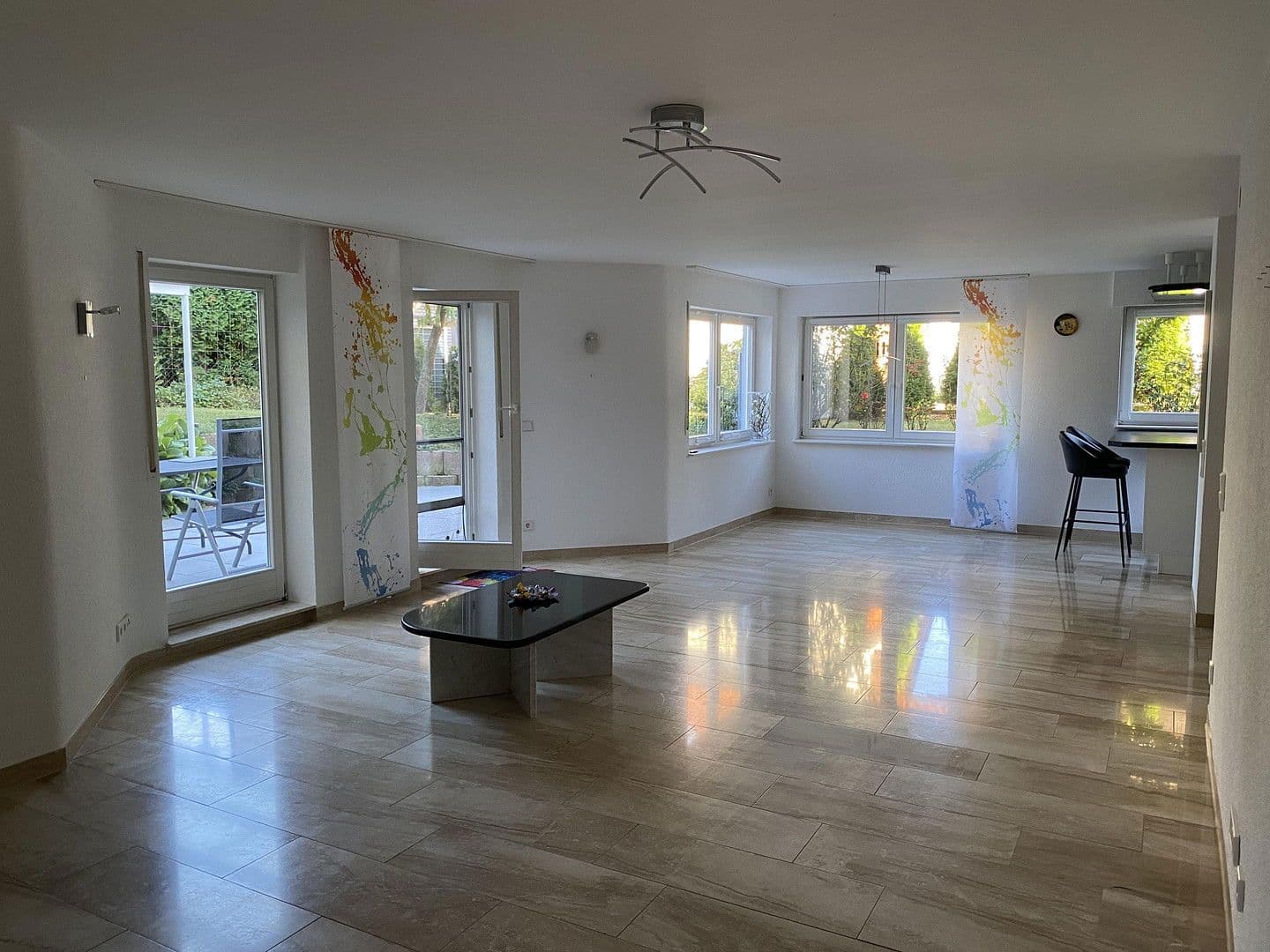 Prodej domu 276 m², pozemek 570 m², Hardthausen am Kocher, Bádensko-Württembersko Prodej domu 276 m², pozemek 570 m², Hardthausen am Kocher, Bádensko-Württembersko