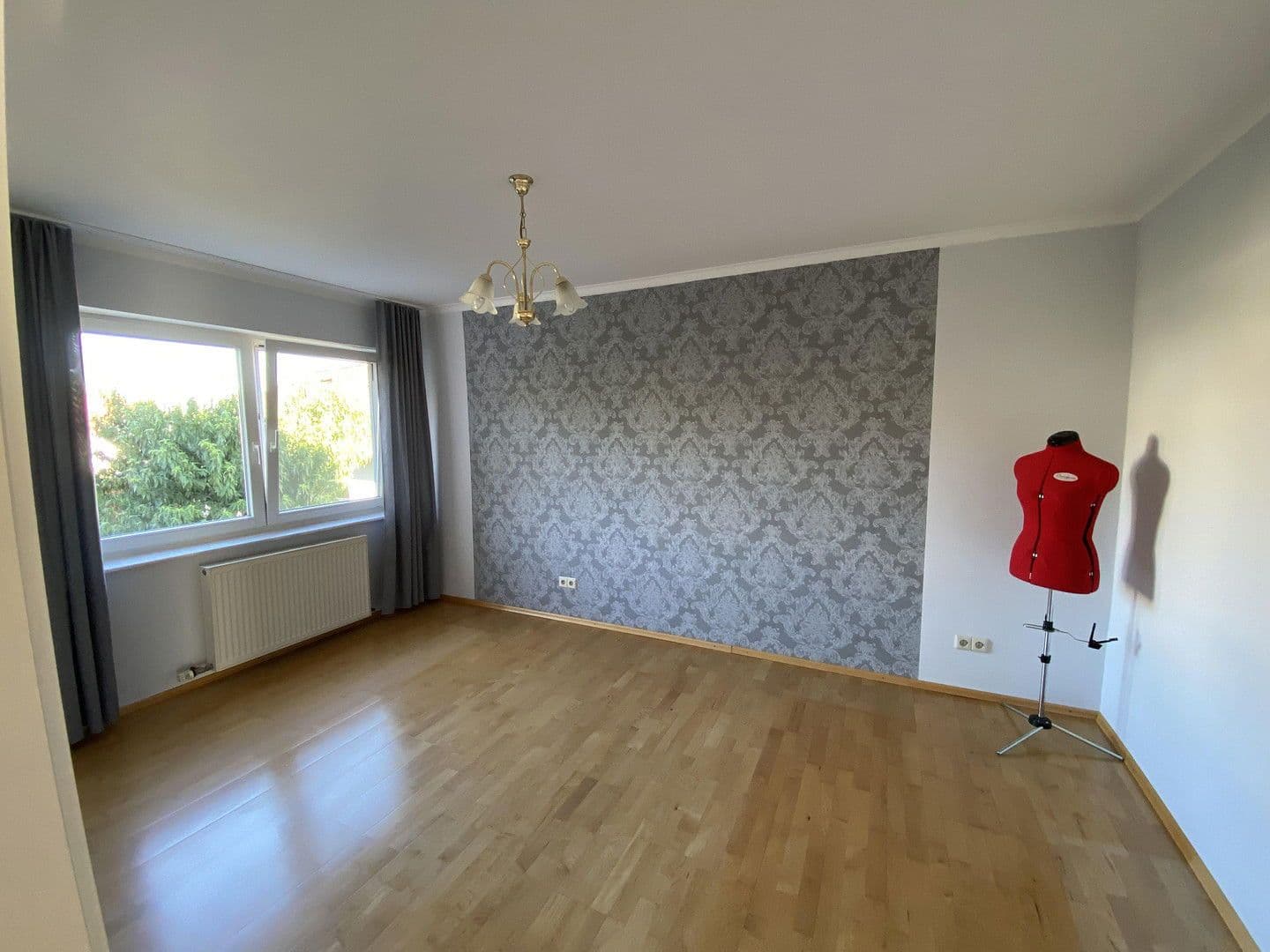 Prodej domu 276 m², pozemek 570 m², Hardthausen am Kocher, Bádensko-Württembersko Prodej domu 276 m², pozemek 570 m², Hardthausen am Kocher, Bádensko-Württembersko