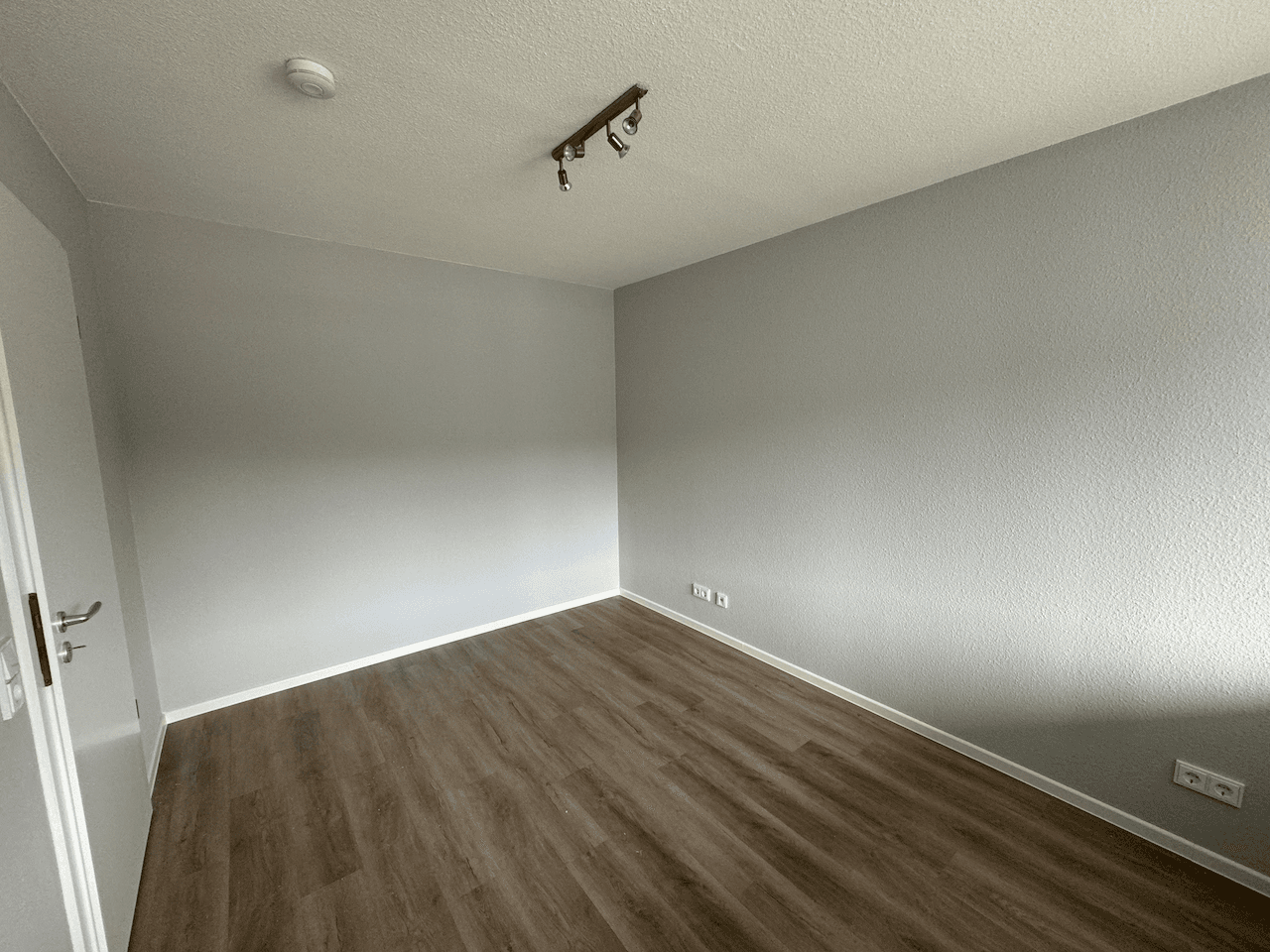 Pronájem bytu 2+1 57 m², Hohemarkstr. 143, Oberursel (Taunus), Hessen Pronájem bytu 2+1 57 m², Hohemarkstr. 143, Oberursel (Taunus), Hessen