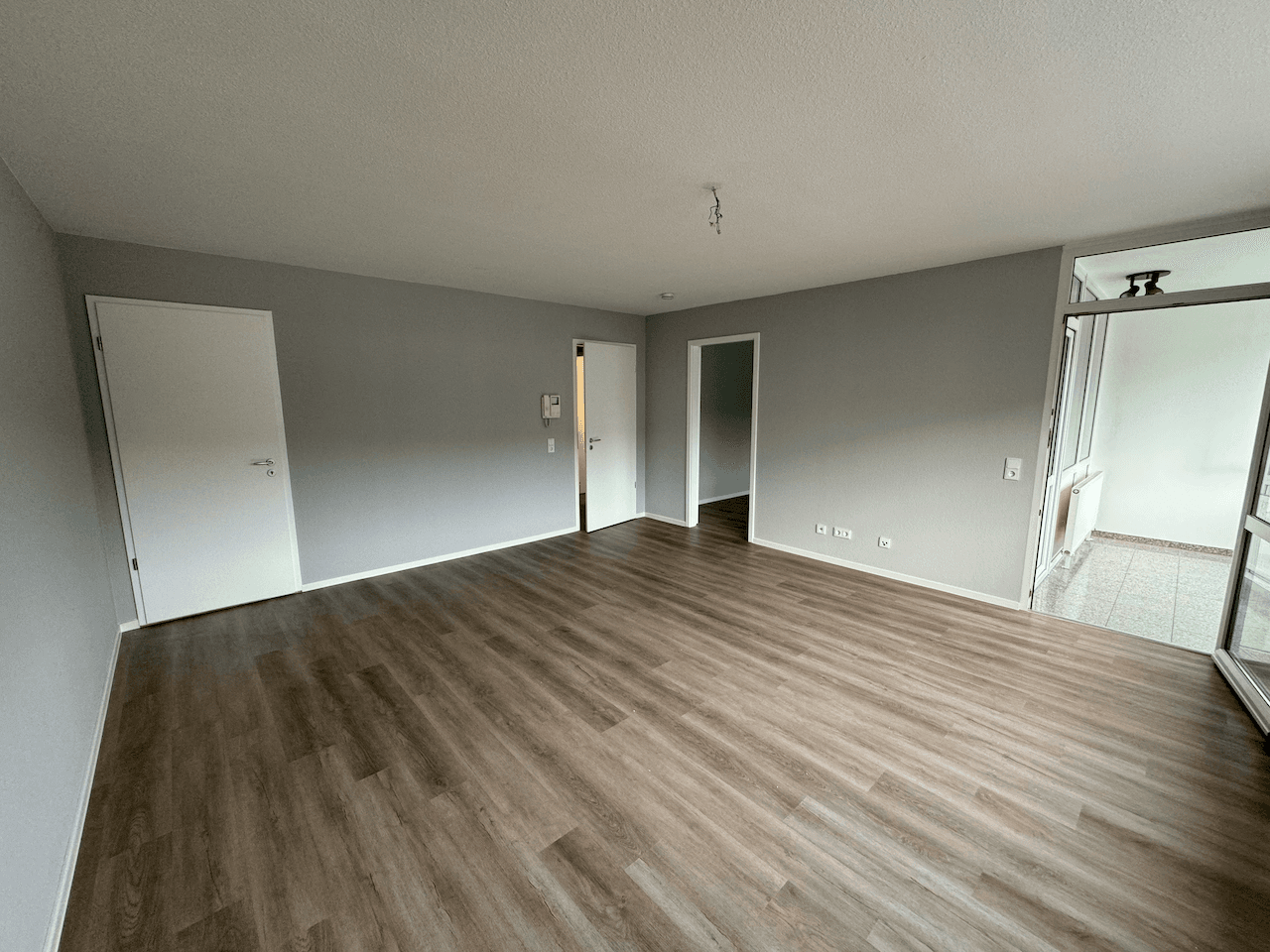 Pronájem bytu 2+1 57 m², Hohemarkstr. 143, Oberursel (Taunus), Hessen Pronájem bytu 2+1 57 m², Hohemarkstr. 143, Oberursel (Taunus), Hessen