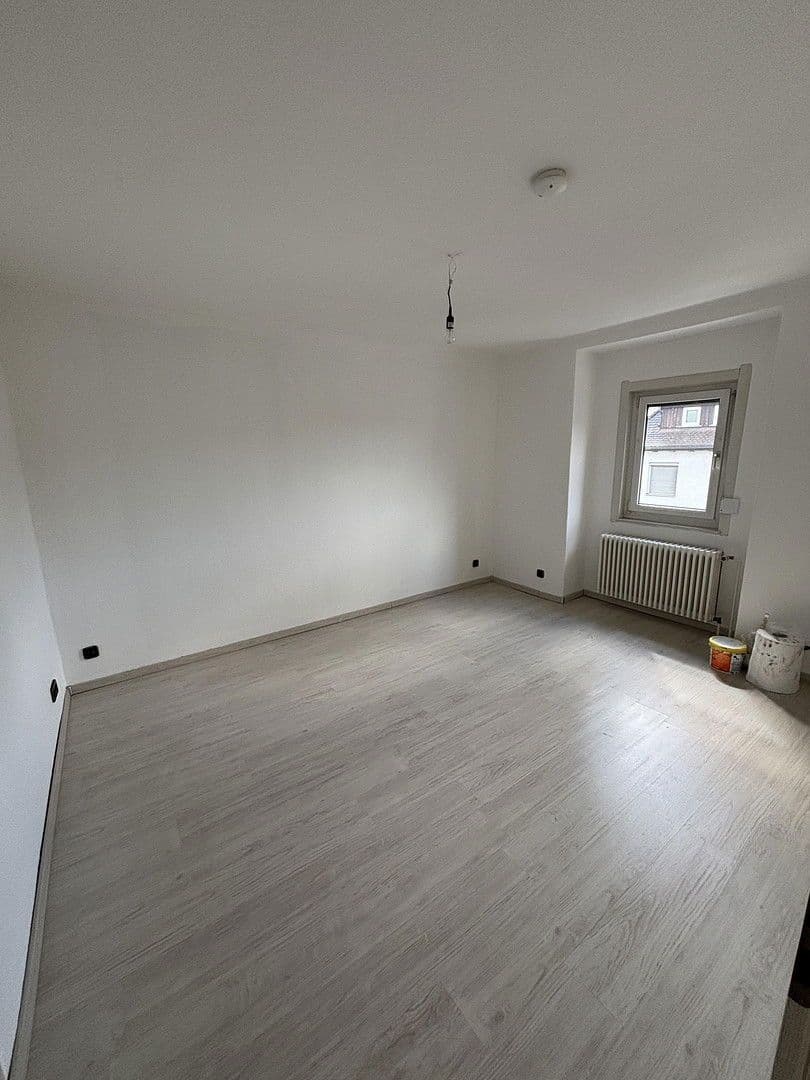 Pronájem bytu 3+1 63 m², Millotstraße 1, Nürtingen, Bádensko-Württembersko Pronájem bytu 3+1 63 m², Millotstraße 1, Nürtingen, Bádensko-Württembersko