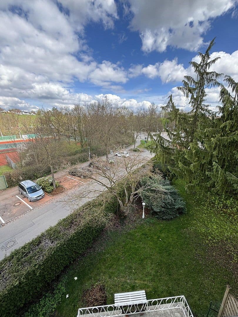 Pronájem bytu 3+1 63 m², Millotstraße 1, Nürtingen, Bádensko-Württembersko Pronájem bytu 3+1 63 m², Millotstraße 1, Nürtingen, Bádensko-Württembersko