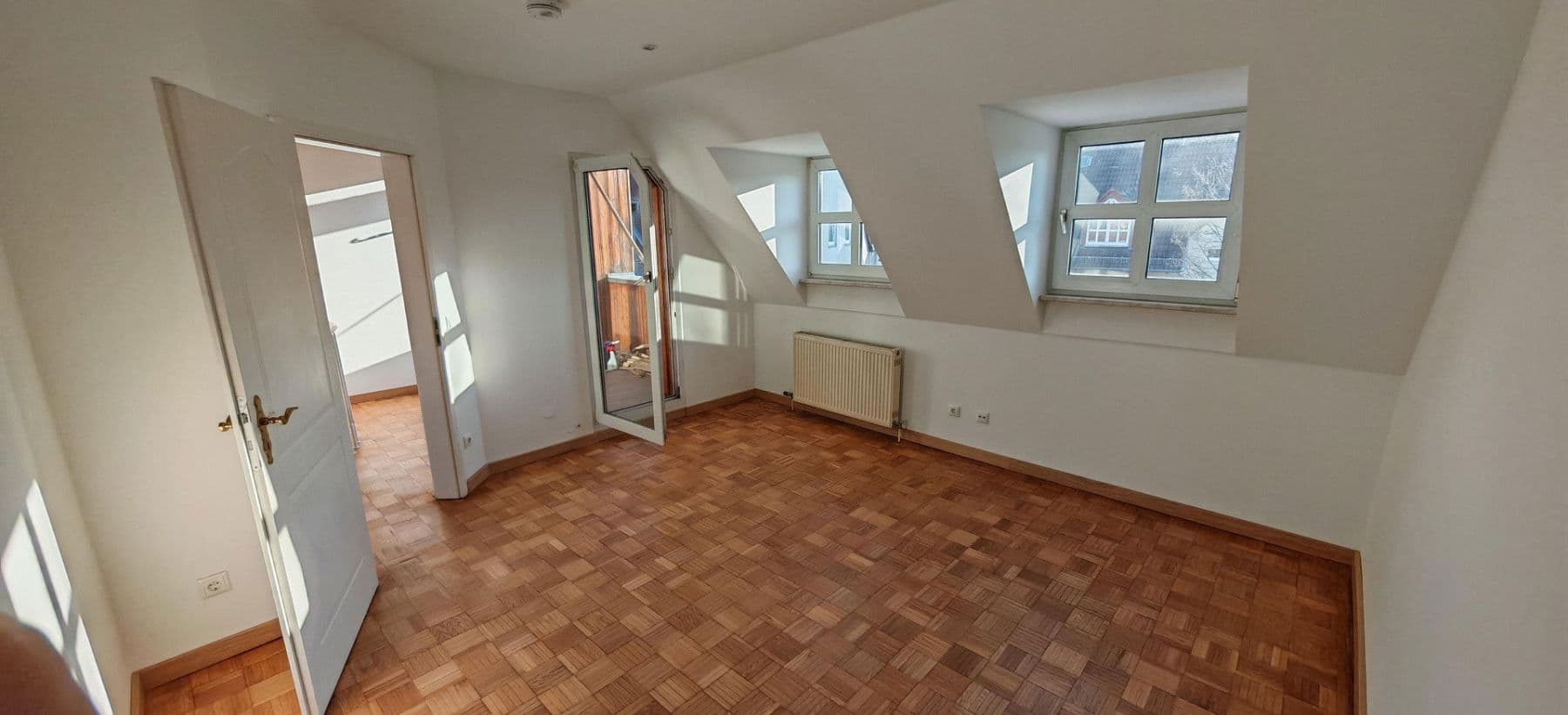 Pronájem bytu 3+kk 93 m², Alzey, Porýní-Falc Pronájem bytu 3+kk 93 m², Alzey, Porýní-Falc