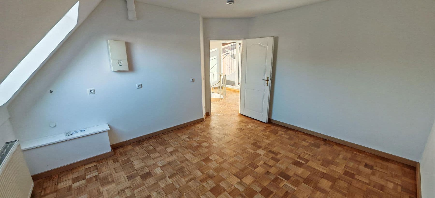 Pronájem bytu 3+kk 93 m², Alzey, Porýní-Falc Pronájem bytu 3+kk 93 m², Alzey, Porýní-Falc