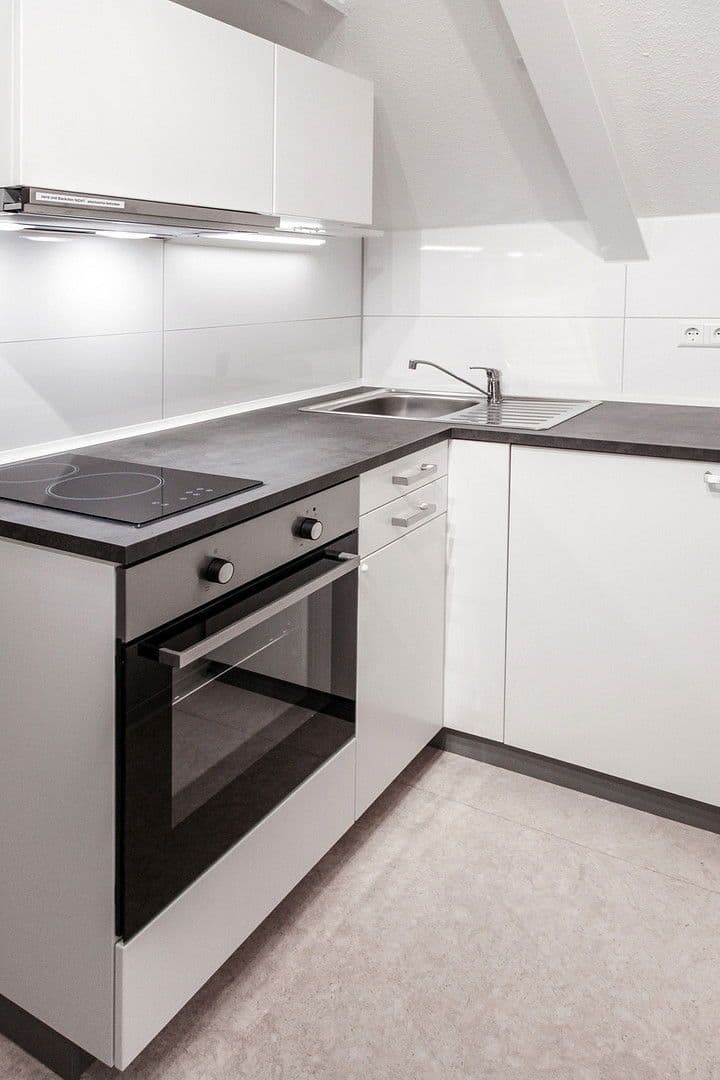Pronájem bytu 1+1 23 m², Habichtstraße 2, Herrenberg, Bádensko-Württembersko Pronájem bytu 1+1 23 m², Habichtstraße 2, Herrenberg, Bádensko-Württembersko