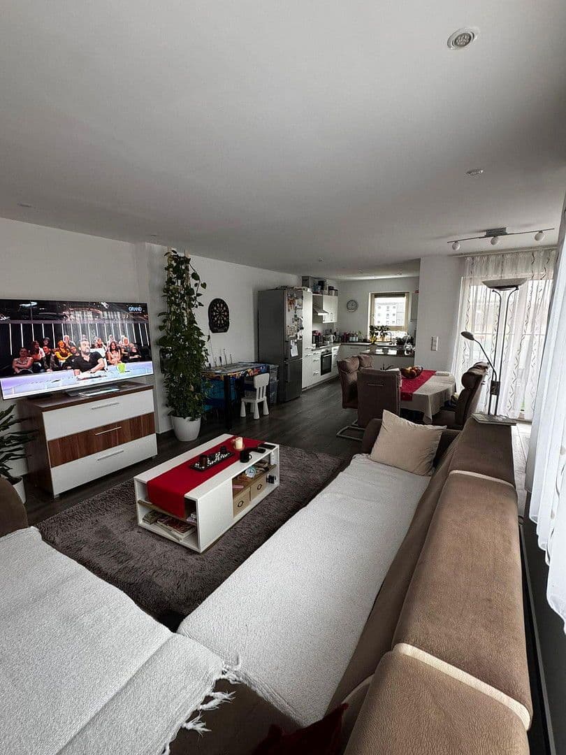 Pronájem bytu 3+1 90 m², Astrid-Lindgrenstr. 2, Neu-Ulm, Bavorsko Pronájem bytu 3+1 90 m², Astrid-Lindgrenstr. 2, Neu-Ulm, Bavorsko