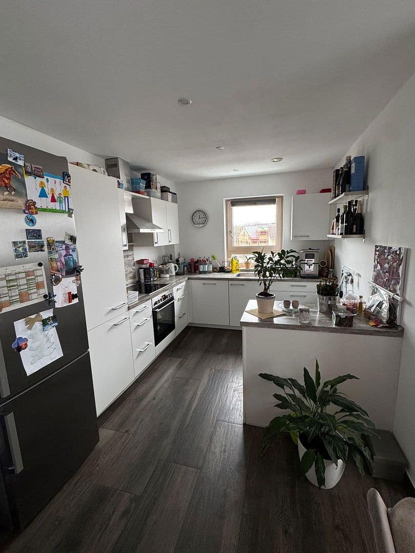 Pronájem bytu 3+1 90 m², Astrid-Lindgrenstr. 2, Neu-Ulm, Bavorsko Pronájem bytu 3+1 90 m², Astrid-Lindgrenstr. 2, Neu-Ulm, Bavorsko