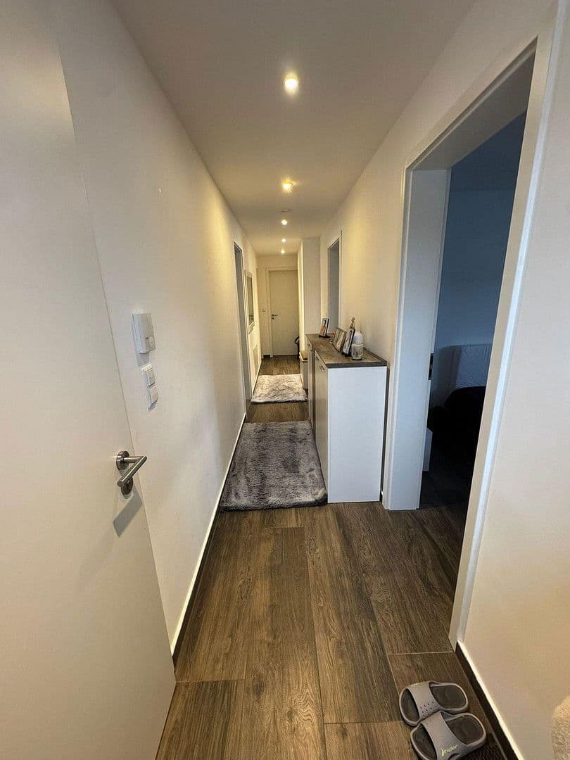 Pronájem bytu 3+1 90 m², Astrid-Lindgrenstr. 2, Neu-Ulm, Bavorsko Pronájem bytu 3+1 90 m², Astrid-Lindgrenstr. 2, Neu-Ulm, Bavorsko