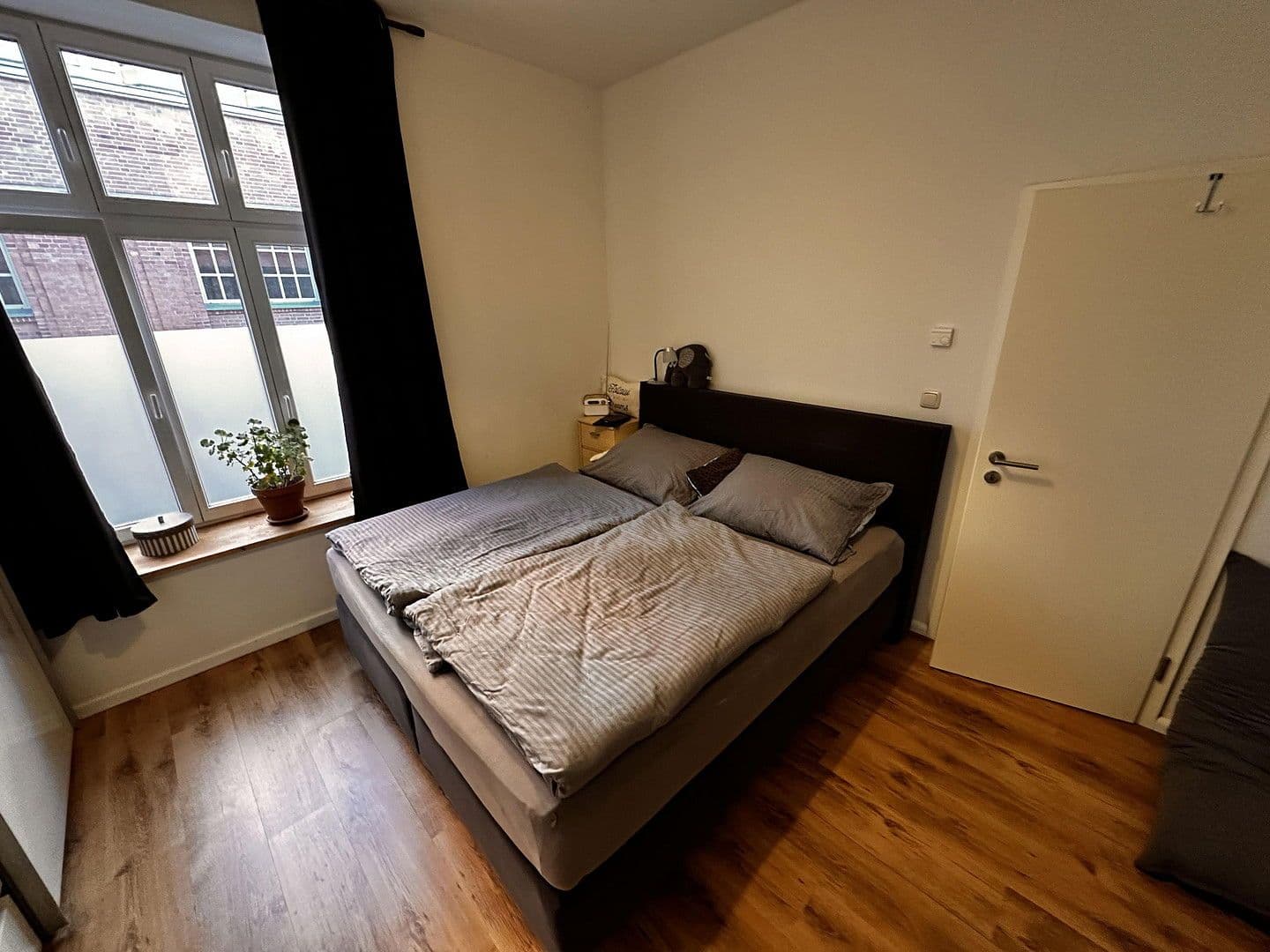 Pronájem bytu 3+1 85 m², Molkereistraße 4, Schwerin, Mecklenburg-Vorpommern Pronájem bytu 3+1 85 m², Molkereistraße 4, Schwerin, Mecklenburg-Vorpommern
