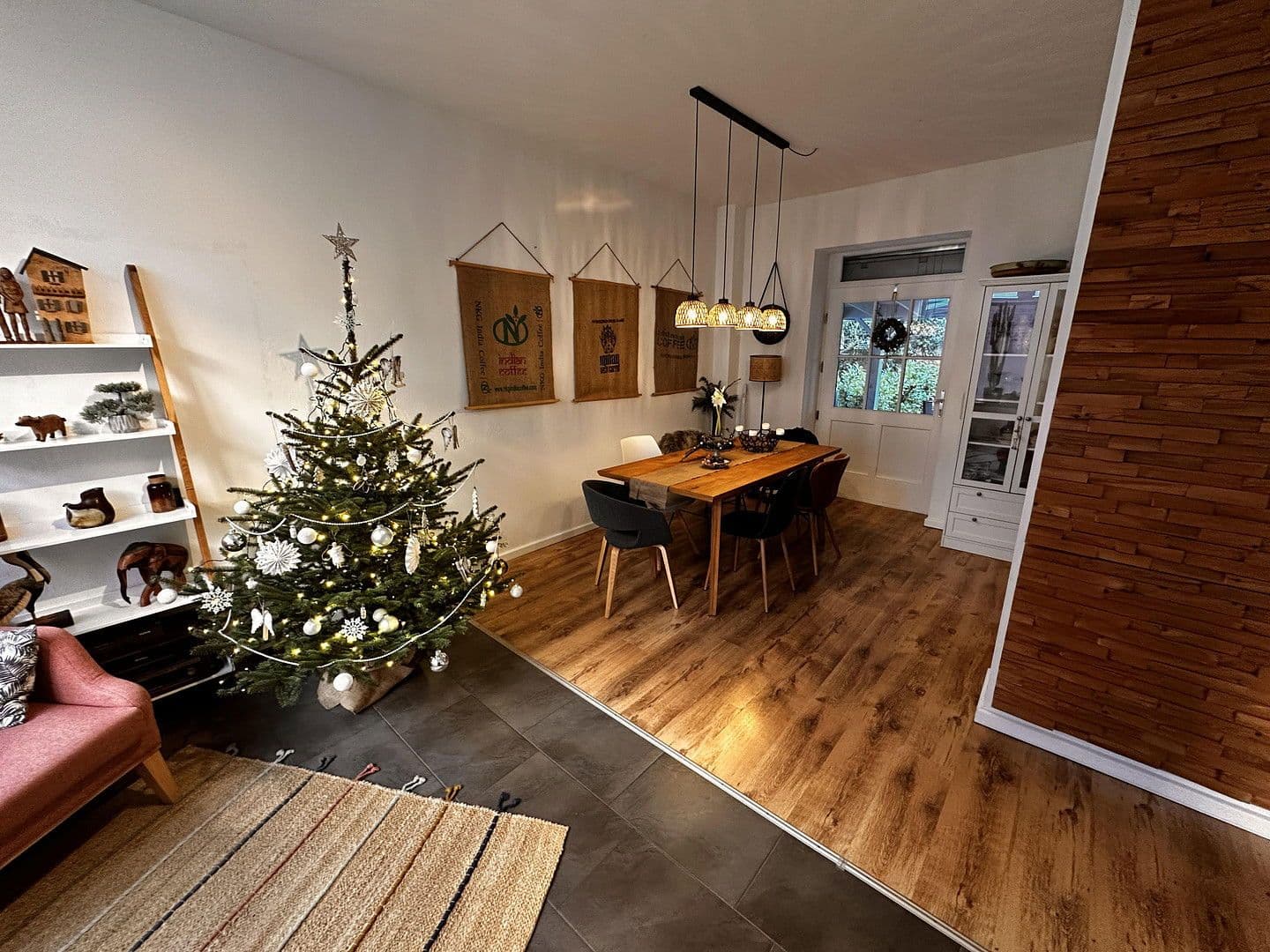 Pronájem bytu 3+1 85 m², Molkereistraße 4, Schwerin, Mecklenburg-Vorpommern Pronájem bytu 3+1 85 m², Molkereistraße 4, Schwerin, Mecklenburg-Vorpommern