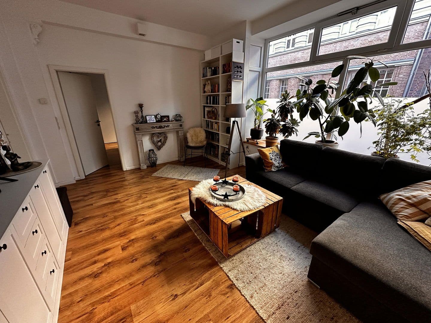 Pronájem bytu 3+1 85 m², Molkereistraße 4, Schwerin, Mecklenburg-Vorpommern Pronájem bytu 3+1 85 m², Molkereistraße 4, Schwerin, Mecklenburg-Vorpommern