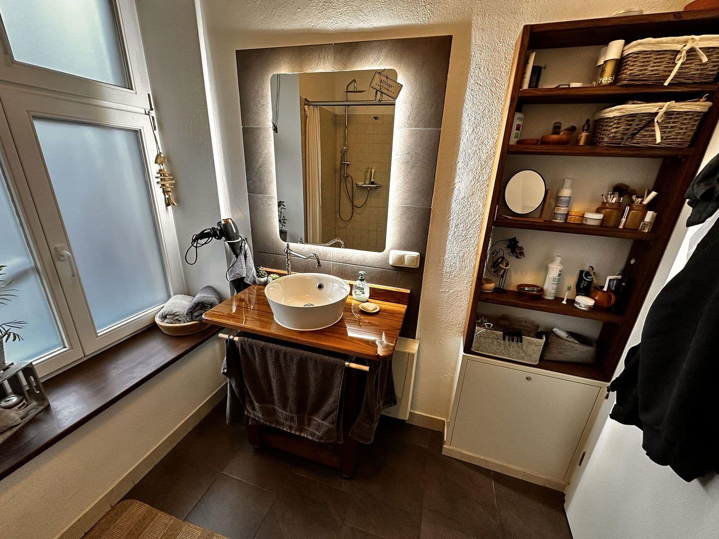 Pronájem bytu 3+1 85 m², Molkereistraße 4, Schwerin, Mecklenburg-Vorpommern Pronájem bytu 3+1 85 m², Molkereistraße 4, Schwerin, Mecklenburg-Vorpommern