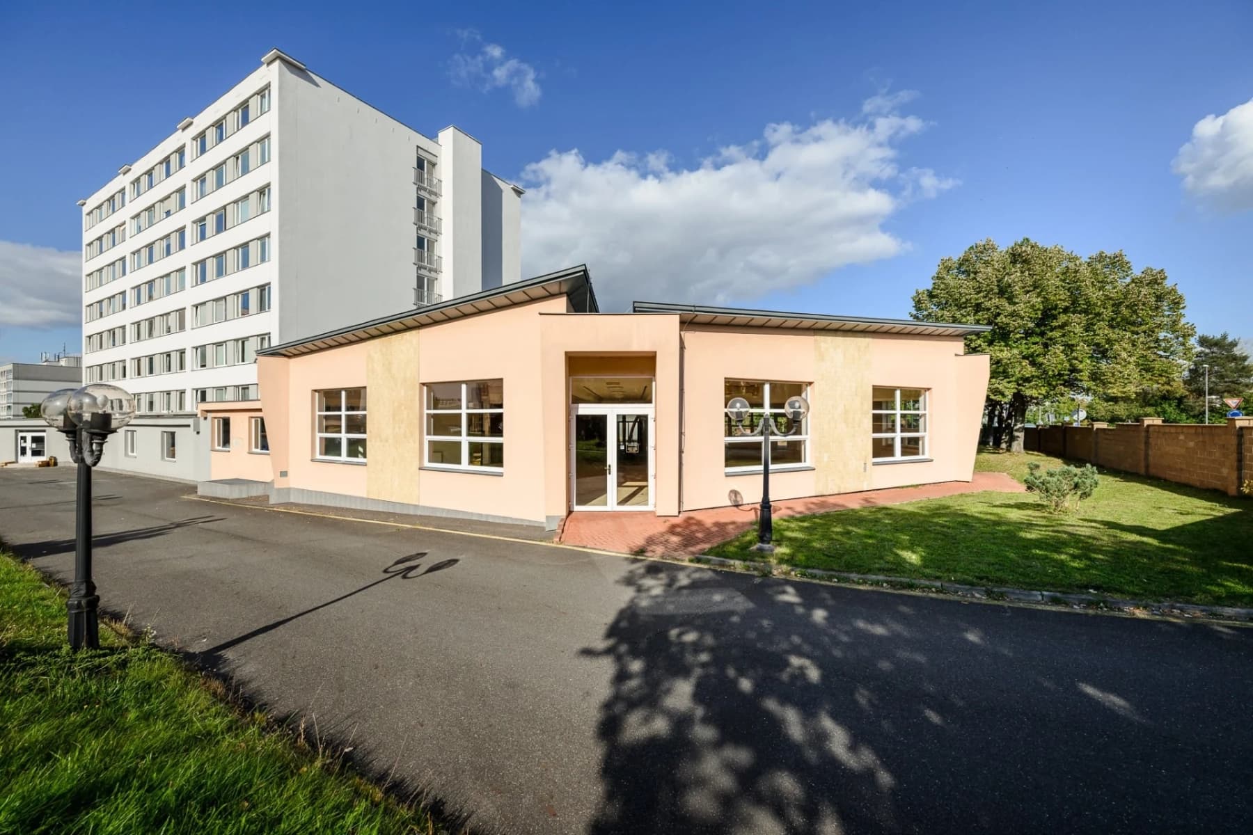 Prodej nebytového prostoru 2.162 m², Čenětická, Praha, Praha Prodej nebytového prostoru 2.162 m², Čenětická, Praha, Praha