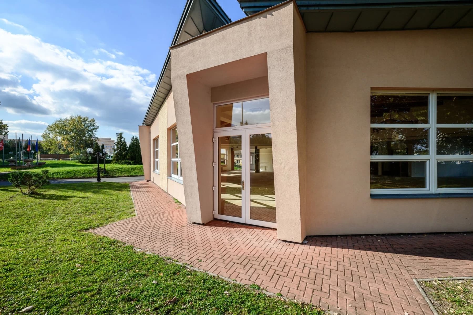 Prodej nebytového prostoru 2.162 m², Čenětická, Praha, Praha Prodej nebytového prostoru 2.162 m², Čenětická, Praha, Praha