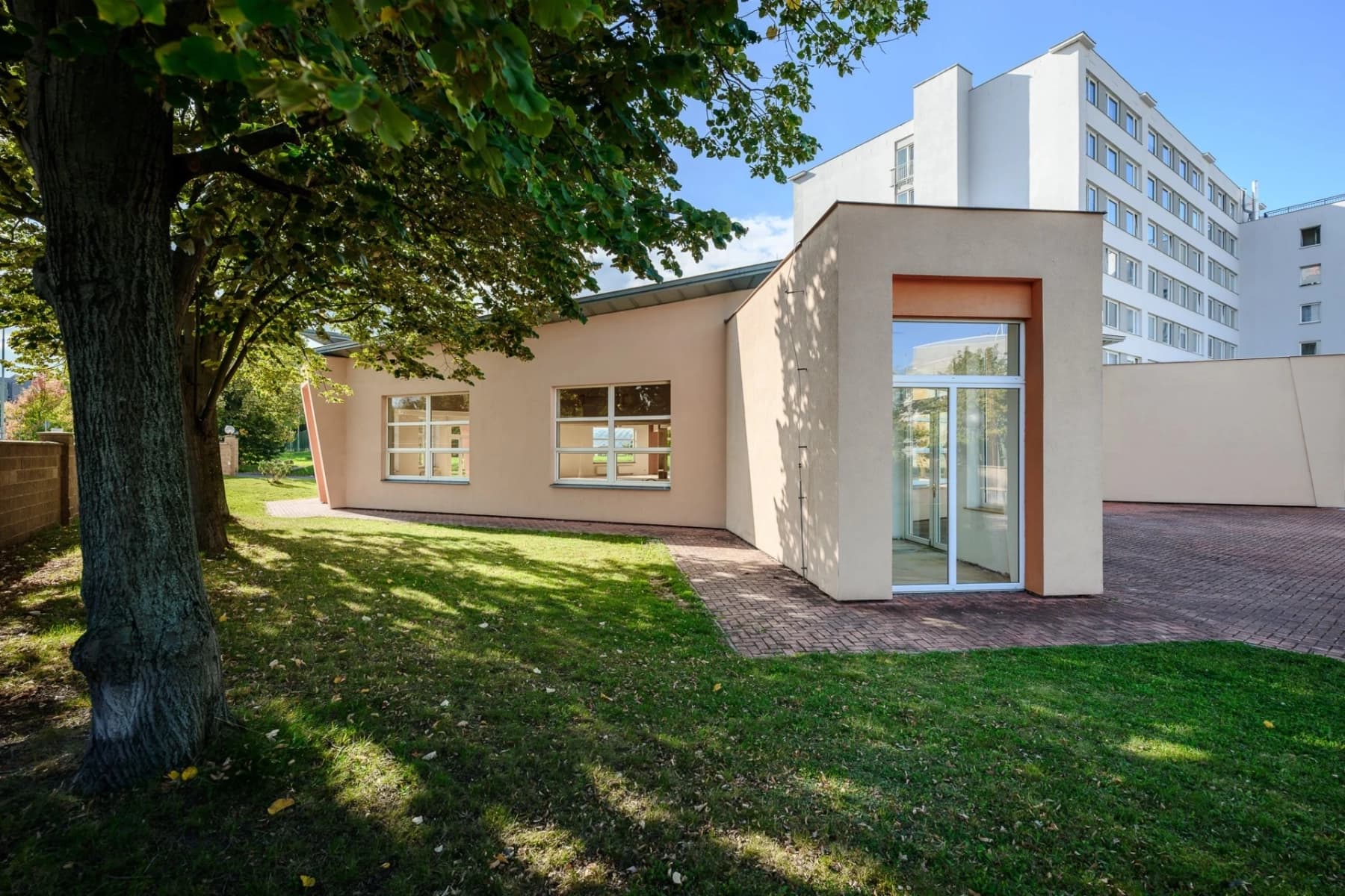 Prodej nebytového prostoru 2.162 m², Čenětická, Praha, Praha Prodej nebytového prostoru 2.162 m², Čenětická, Praha, Praha