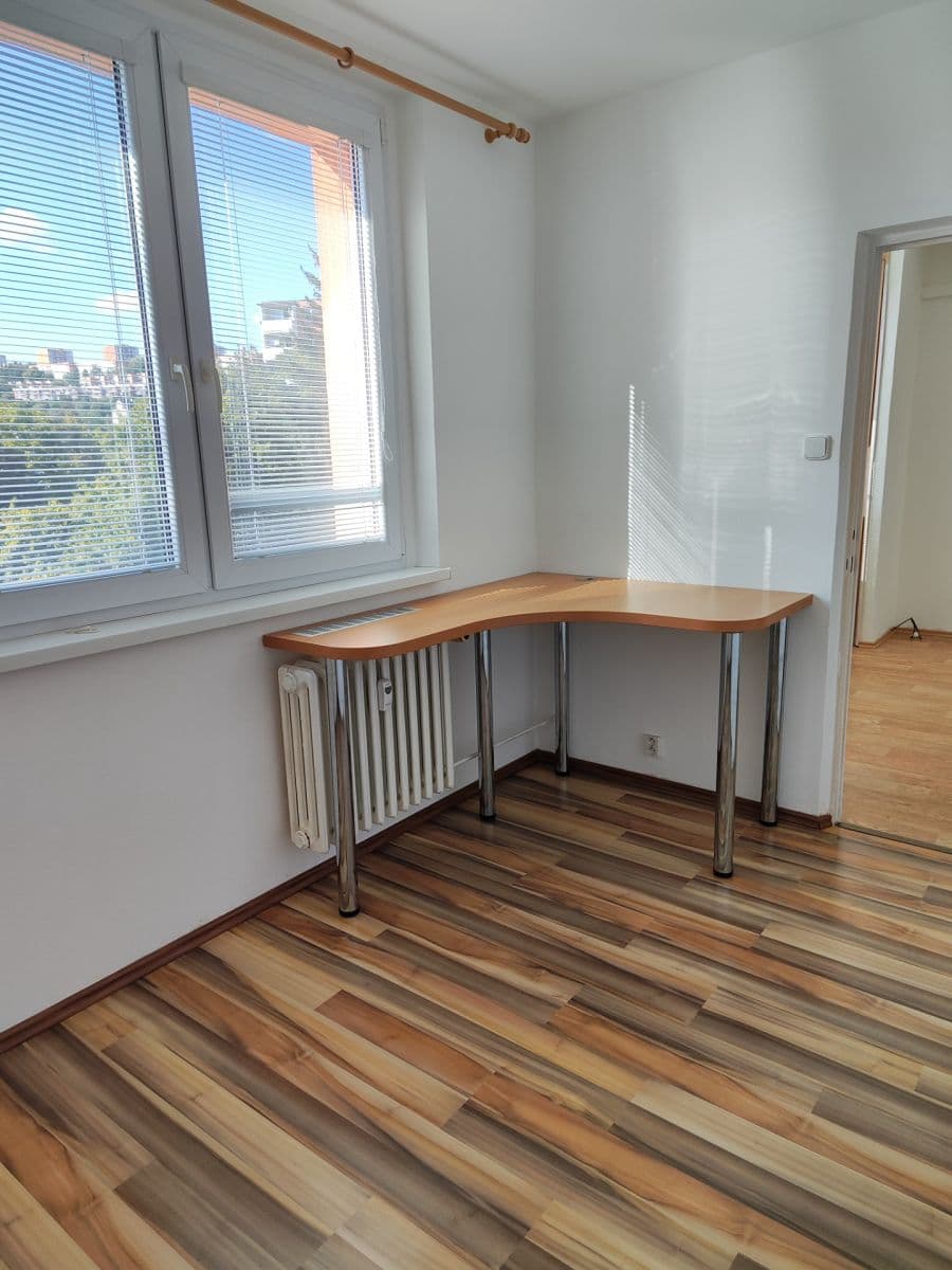 Pronájem bytu 3+1 68 m², Kúty, Zlín, Zlínský kraj Pronájem bytu 3+1 68 m², Kúty, Zlín, Zlínský kraj