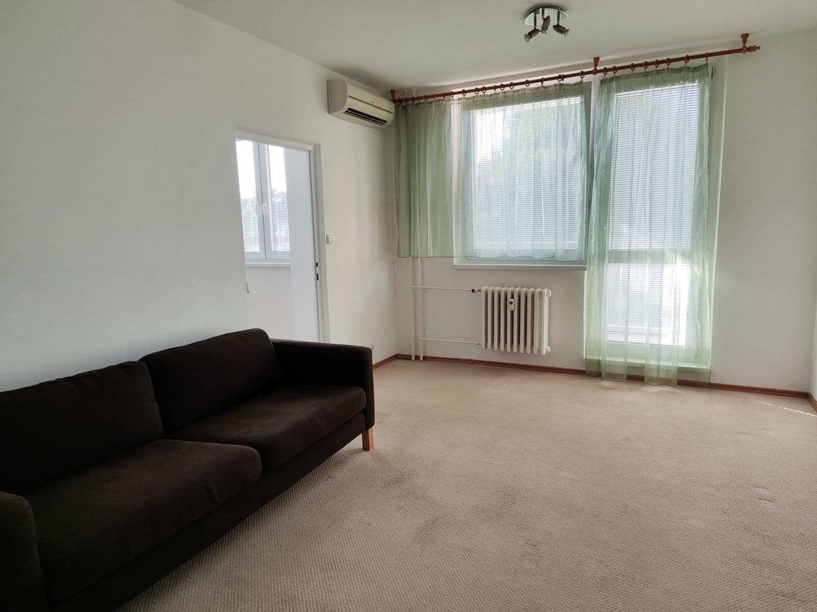 Pronájem bytu 3+1 68 m², Kúty, Zlín, Zlínský kraj Pronájem bytu 3+1 68 m², Kúty, Zlín, Zlínský kraj