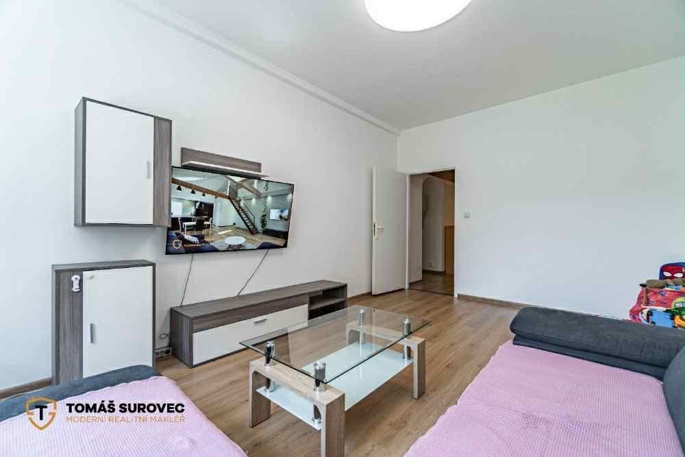 Pronájem bytu 2+1 54 m², Sokolská, Zlín, Zlínský kraj Pronájem bytu 2+1 54 m², Sokolská, Zlín, Zlínský kraj