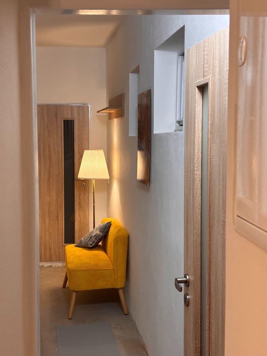 Pronájem bytu 1+1 37 m², Lužickosrbská, Šumperk, Olomoucký kraj Pronájem bytu 1+1 37 m², Lužickosrbská, Šumperk, Olomoucký kraj