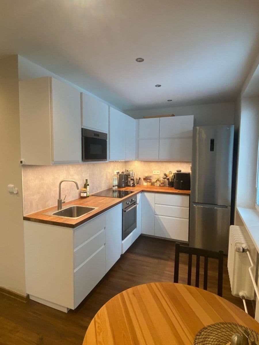 Pronájem bytu 2+kk 55 m², Rybářská, Brno, Jihomoravský kraj Pronájem bytu 2+kk 55 m², Rybářská, Brno, Jihomoravský kraj