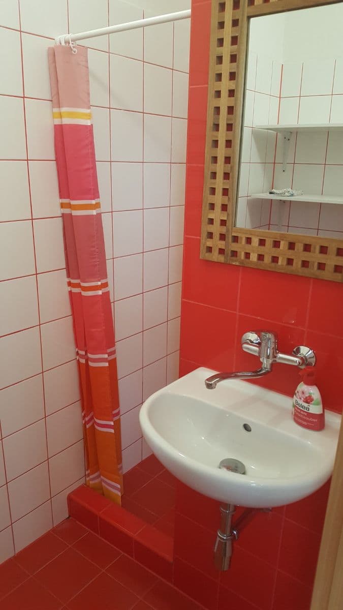 Pronájem bytu 2+kk 65 m², Janovského, Ostrava, Moravskoslezský kraj Pronájem bytu 2+kk 65 m², Janovského, Ostrava, Moravskoslezský kraj