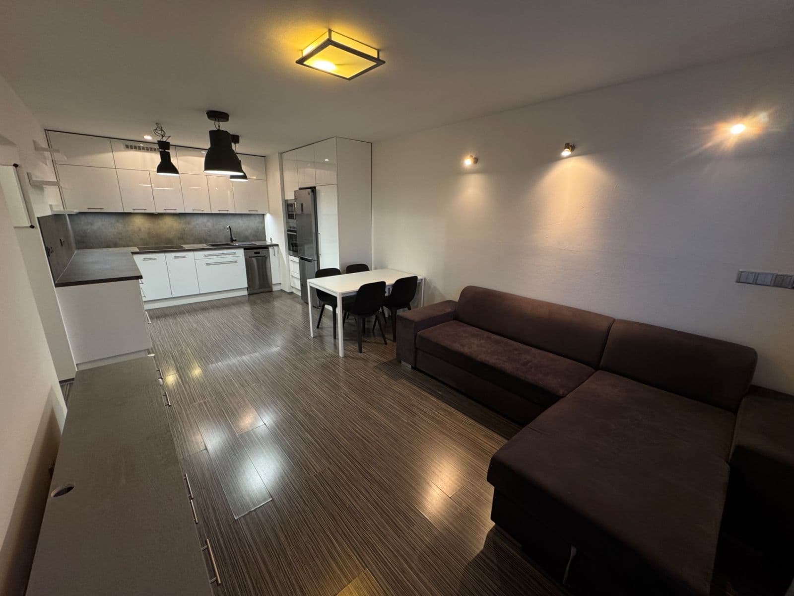 Pronájem bytu 3+kk 62 m², Vazovova, Praha, Praha Pronájem bytu 3+kk 62 m², Vazovova, Praha, Praha