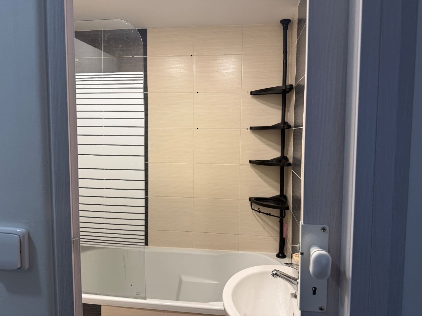 Pronájem bytu 3+1 70 m², Alejní, Teplice, Ústecký kraj Pronájem bytu 3+1 70 m², Alejní, Teplice, Ústecký kraj