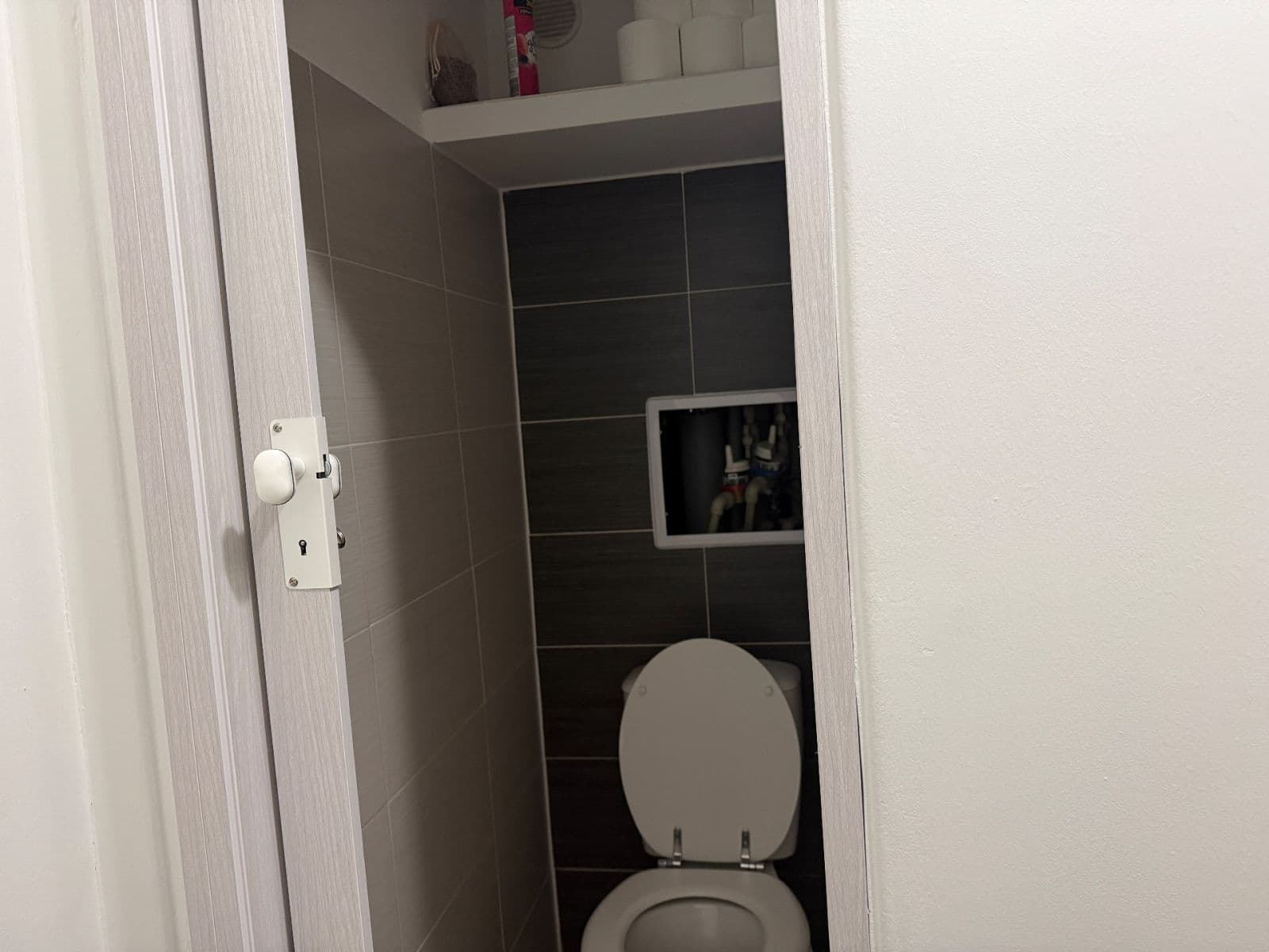 Pronájem bytu 3+1 70 m², Alejní, Teplice, Ústecký kraj Pronájem bytu 3+1 70 m², Alejní, Teplice, Ústecký kraj