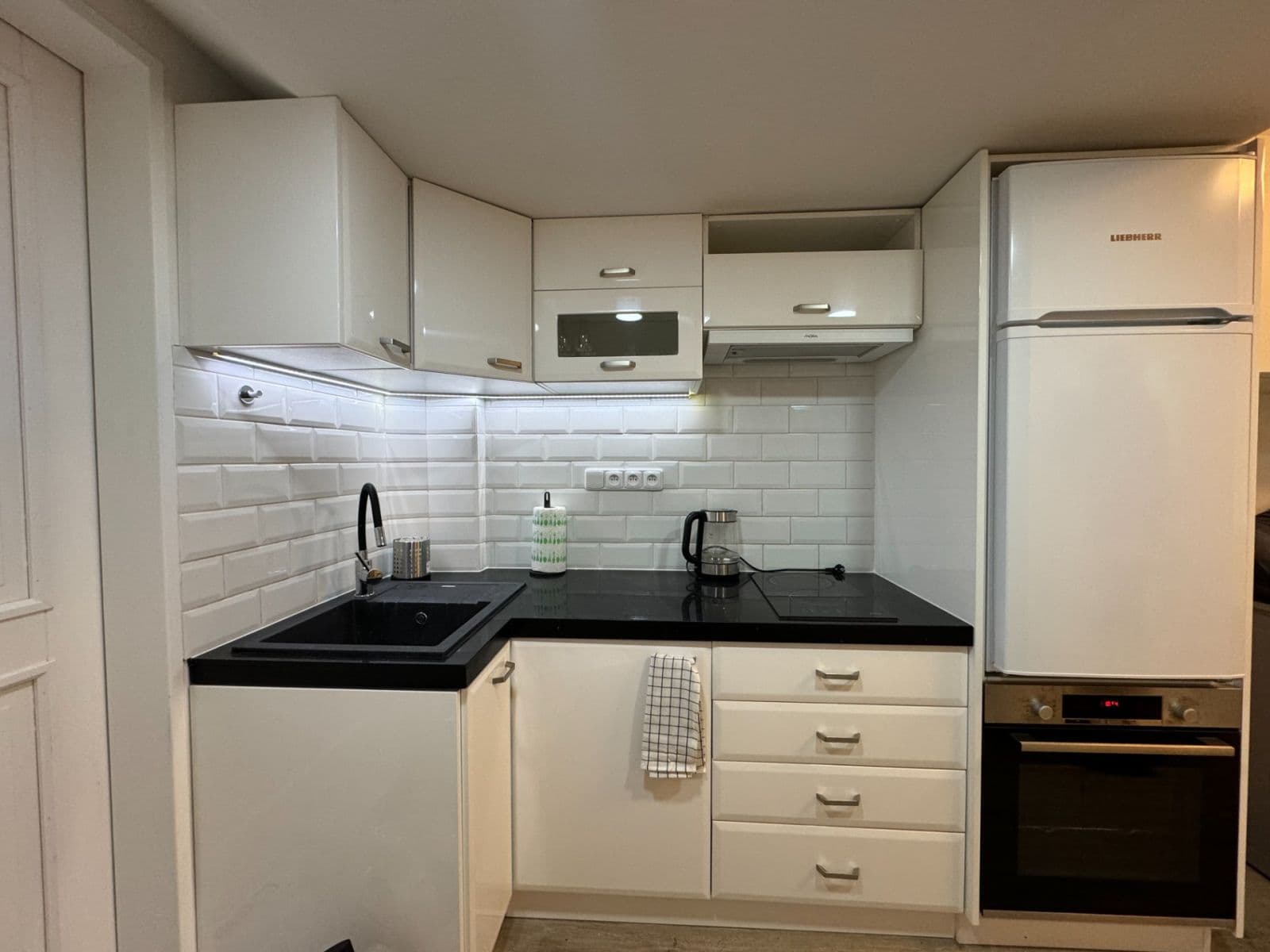 Pronájem bytu 1+kk 19 m², Jagellonská, Praha, Praha Pronájem bytu 1+kk 19 m², Jagellonská, Praha, Praha