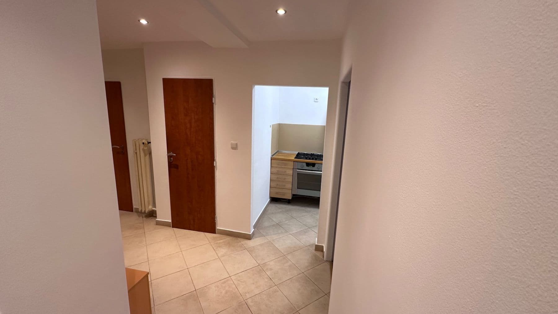 Pronájem bytu 2+1 57 m², Holandská, Praha, Praha Pronájem bytu 2+1 57 m², Holandská, Praha, Praha