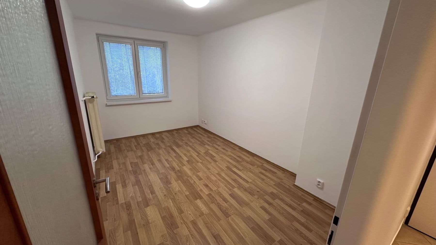Pronájem bytu 2+1 57 m², Holandská, Praha, Praha Pronájem bytu 2+1 57 m², Holandská, Praha, Praha