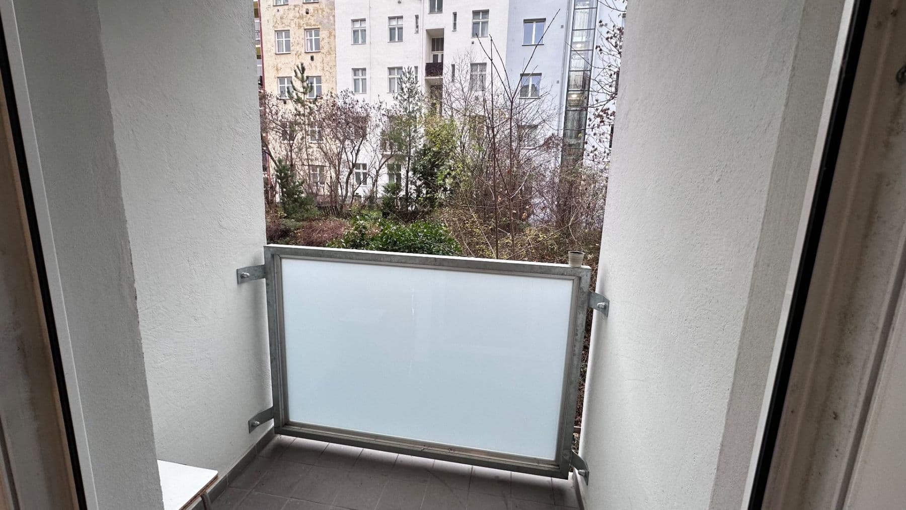 Pronájem bytu 2+1 57 m², Holandská, Praha, Praha Pronájem bytu 2+1 57 m², Holandská, Praha, Praha