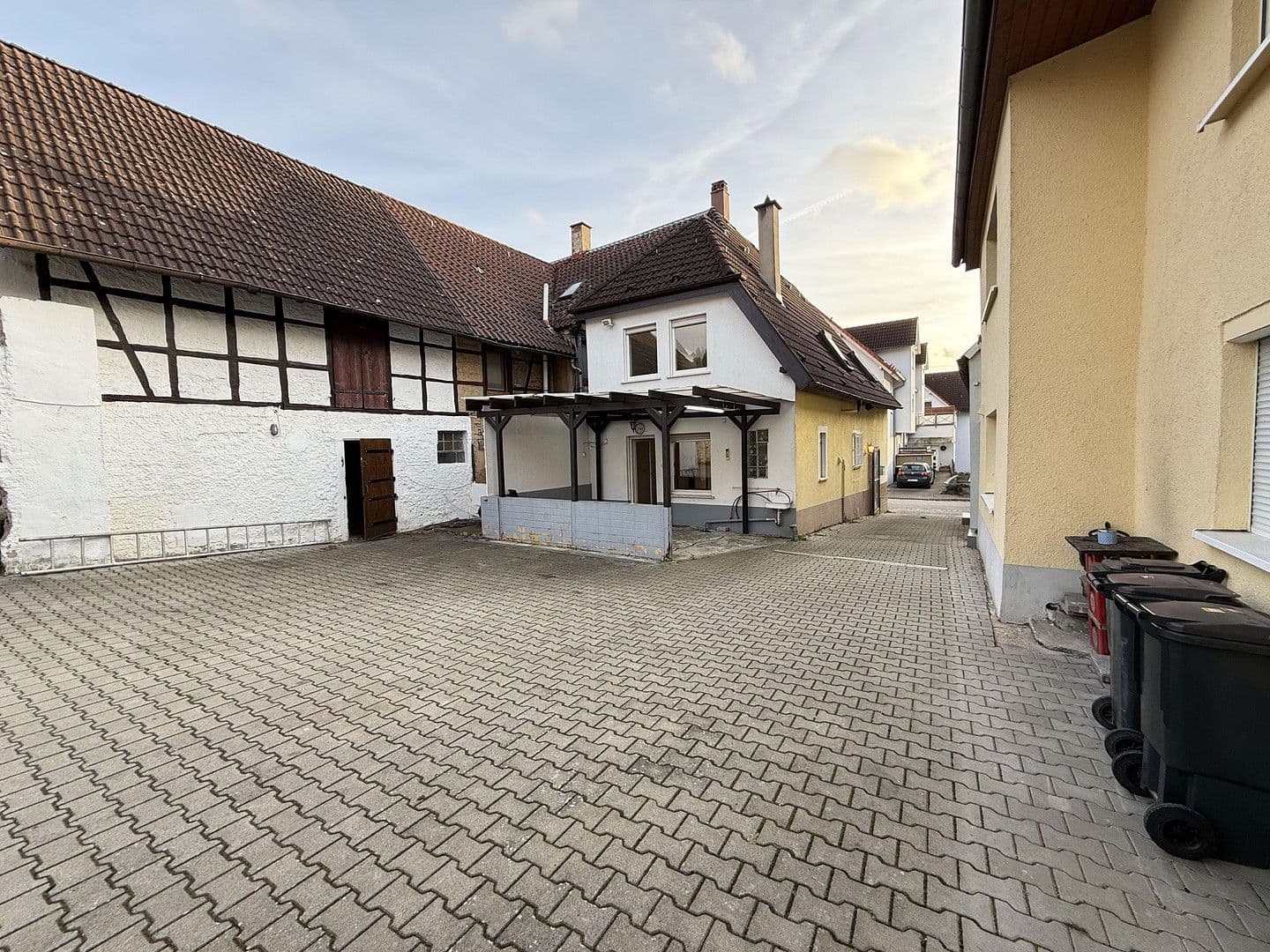 Prodej domu 100 m², pozemek 398 m², Heilbronn, Bádensko-Württembersko Prodej domu 100 m², pozemek 398 m², Heilbronn, Bádensko-Württembersko