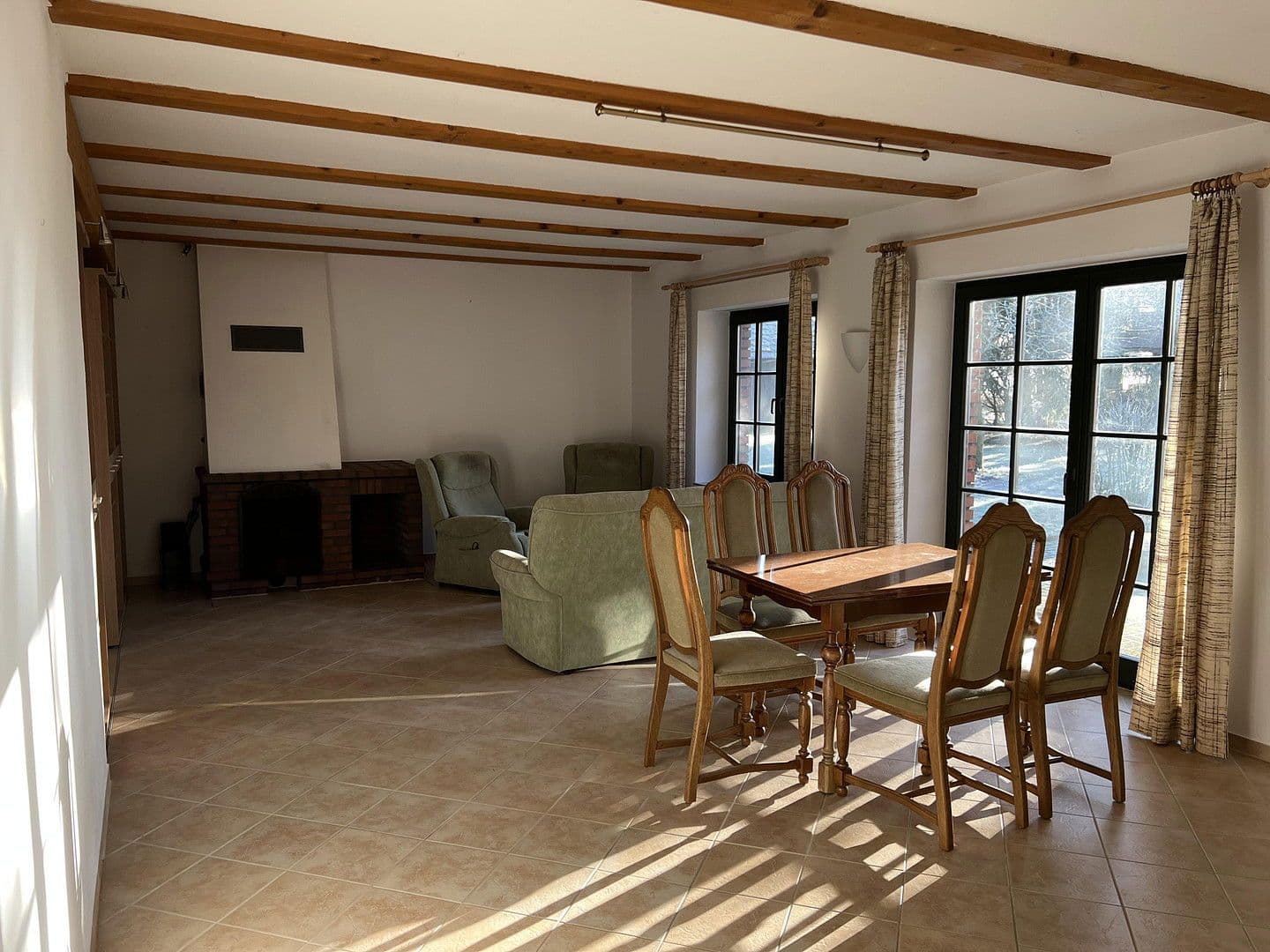 Prodej domu 232 m², pozemek 3.243 m², Meierstorfer Straße 2, Ruhner Berge, Mecklenburg-Vorpommern Prodej domu 232 m², pozemek 3.243 m², Meierstorfer Straße 2, Ruhner Berge, Mecklenburg-Vorpommern