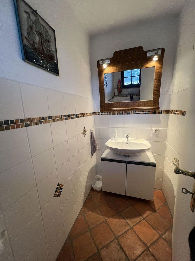 Prodej domu 232 m², pozemek 3.243 m², Meierstorfer Straße 2, Ruhner Berge, Mecklenburg-Vorpommern Prodej domu 232 m², pozemek 3.243 m², Meierstorfer Straße 2, Ruhner Berge, Mecklenburg-Vorpommern