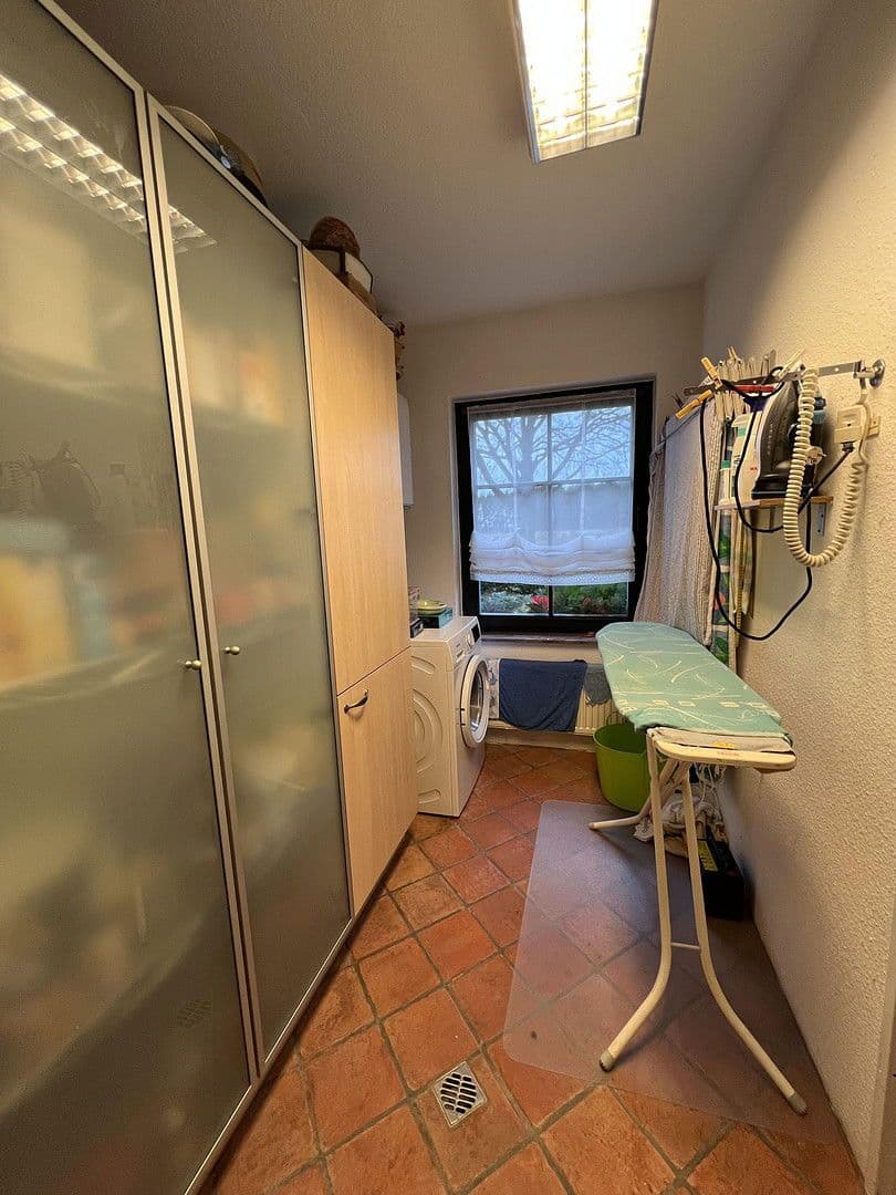 Prodej domu 232 m², pozemek 3.243 m², Meierstorfer Straße 2, Ruhner Berge, Mecklenburg-Vorpommern Prodej domu 232 m², pozemek 3.243 m², Meierstorfer Straße 2, Ruhner Berge, Mecklenburg-Vorpommern