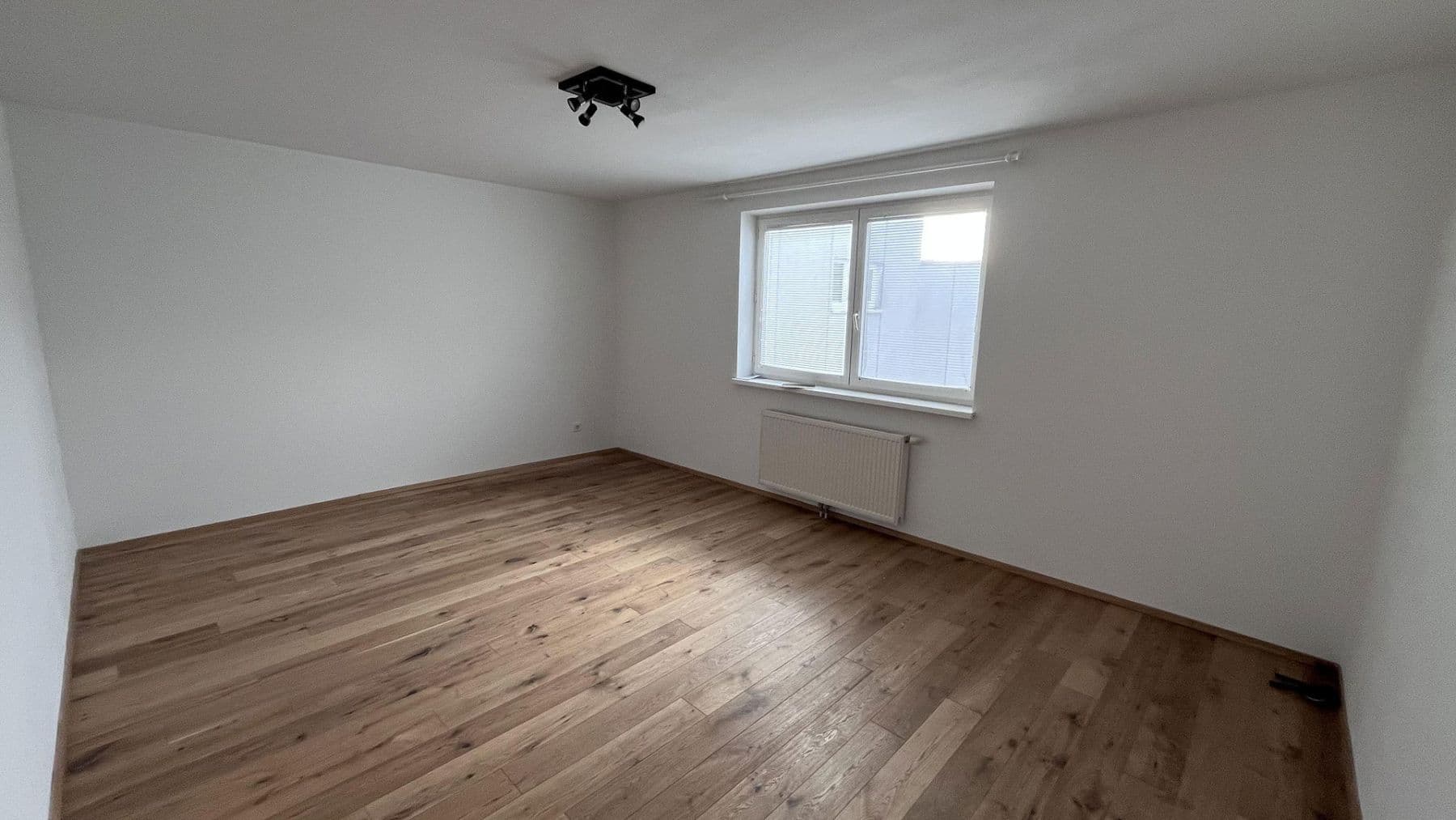 Pronájem bytu 3+1 75 m², Grundäckergasse 36, Wien, Wien Pronájem bytu 3+1 75 m², Grundäckergasse 36, Wien, Wien