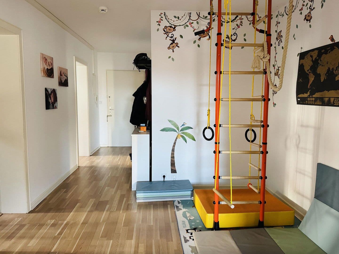 Pronájem bytu 4+1 116 m², Humboldstraße 27, Wiesbaden, Hessen Pronájem bytu 4+1 116 m², Humboldstraße 27, Wiesbaden, Hessen