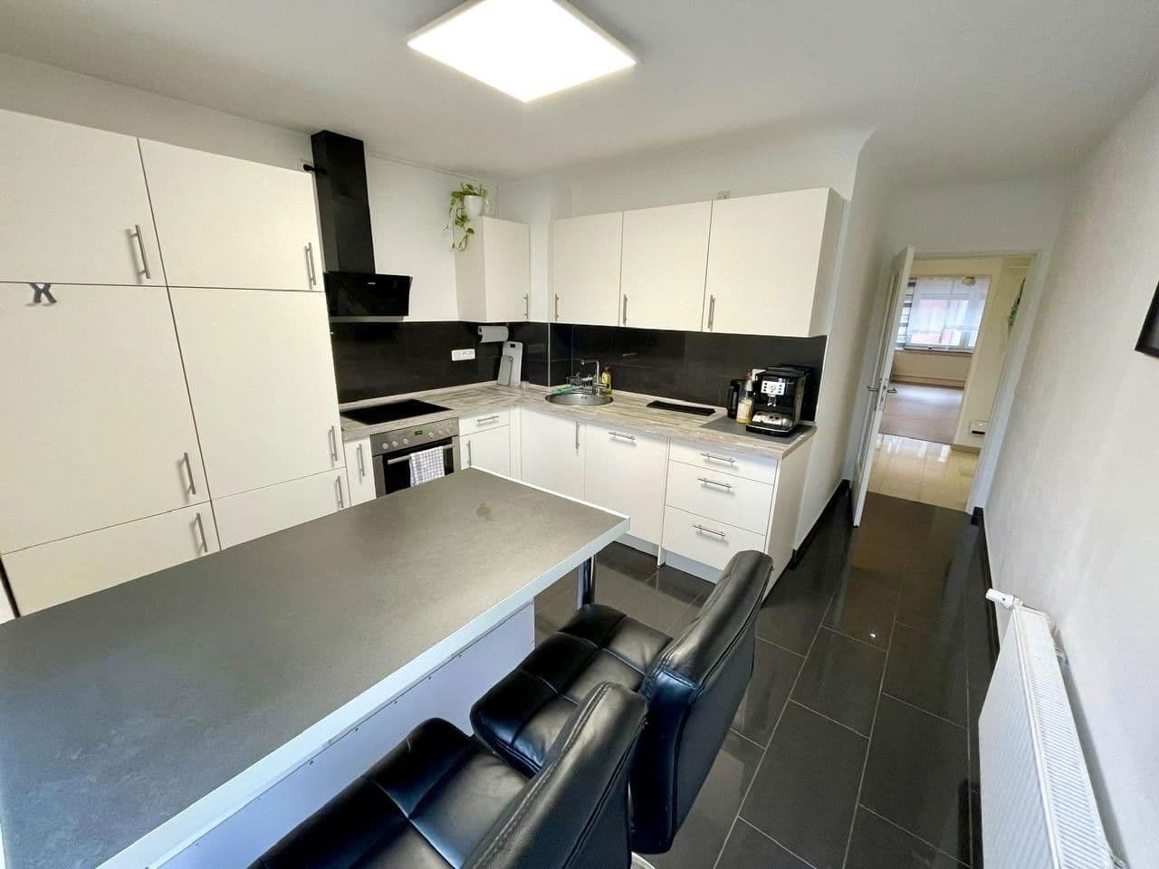 Pronájem bytu 3+1 77 m², Halbergstr. 50, Ludwigshafen, Porýní-Falc Pronájem bytu 3+1 77 m², Halbergstr. 50, Ludwigshafen, Porýní-Falc