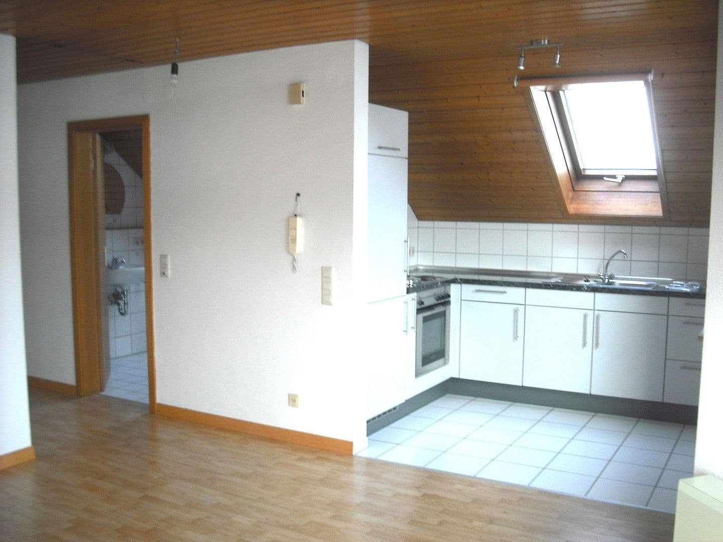 Prodej bytu 4+1 98 m², Ammerbuch, Bádensko-Württembersko Prodej bytu 4+1 98 m², Ammerbuch, Bádensko-Württembersko