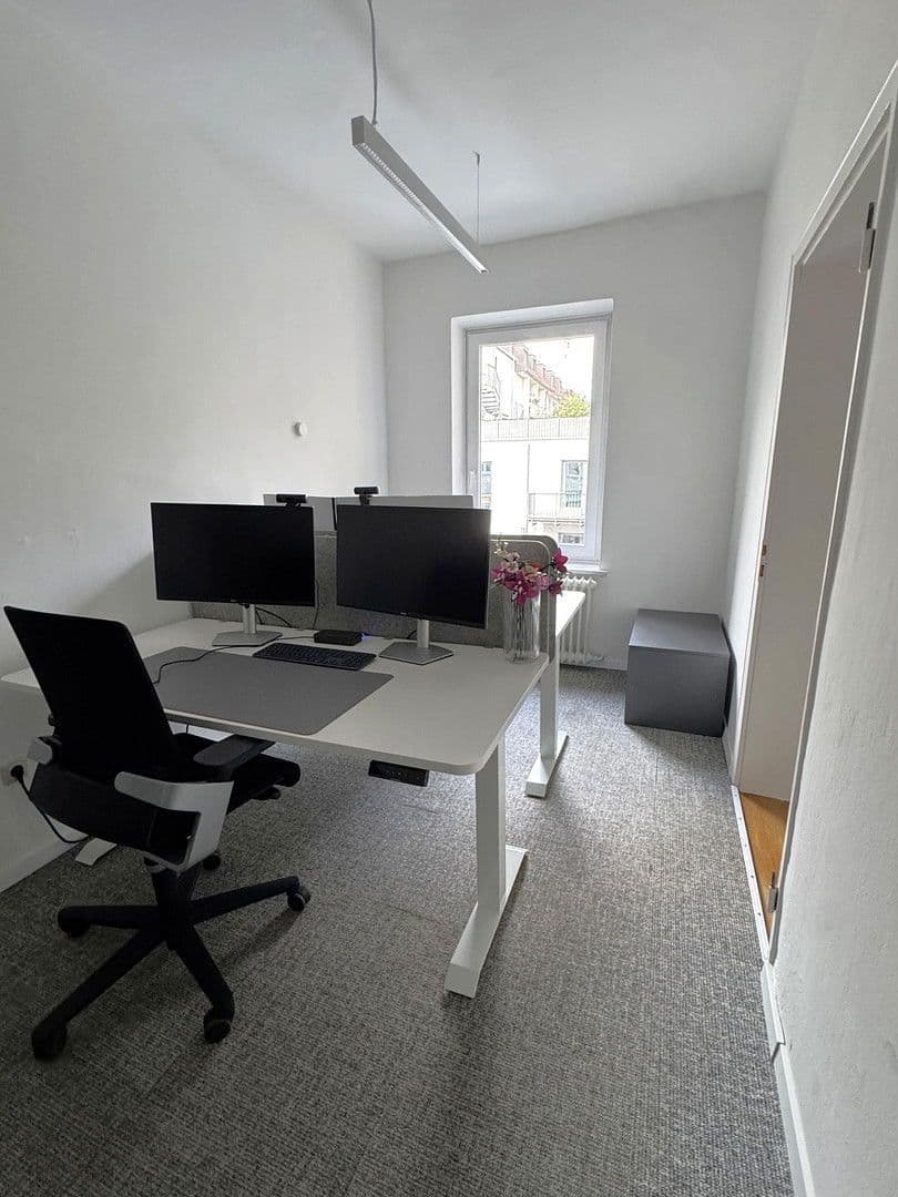 Pronájem kanceláře 90 m², Klenzestrasse 36, München, Bavorsko Pronájem kanceláře 90 m², Klenzestrasse 36, München, Bavorsko