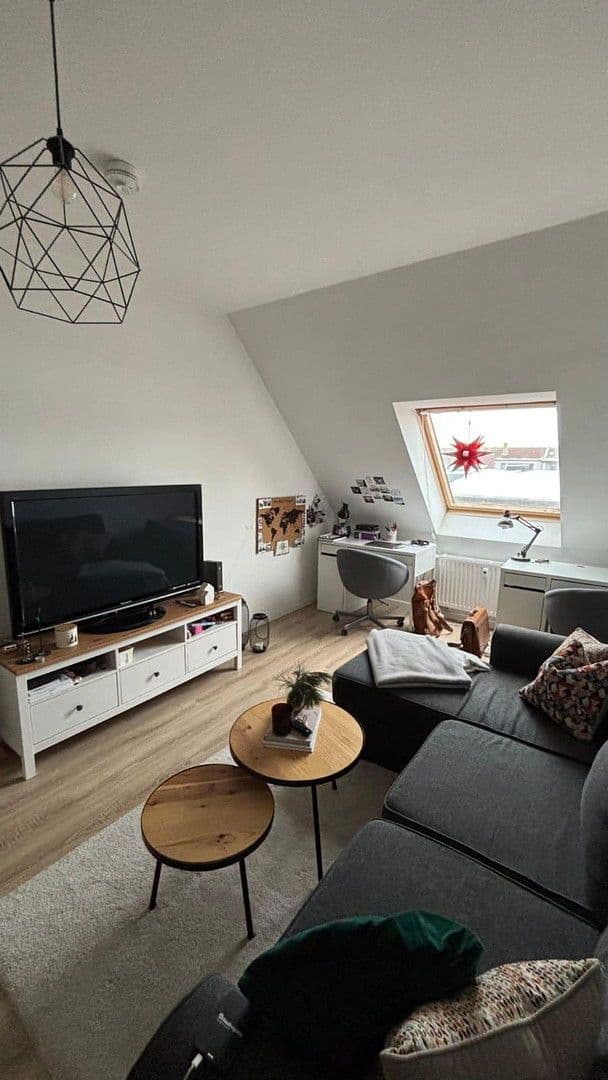 Pronájem bytu 2+1 48 m², Stieglitzstraße 105, Leipzig, Sasko Pronájem bytu 2+1 48 m², Stieglitzstraße 105, Leipzig, Sasko