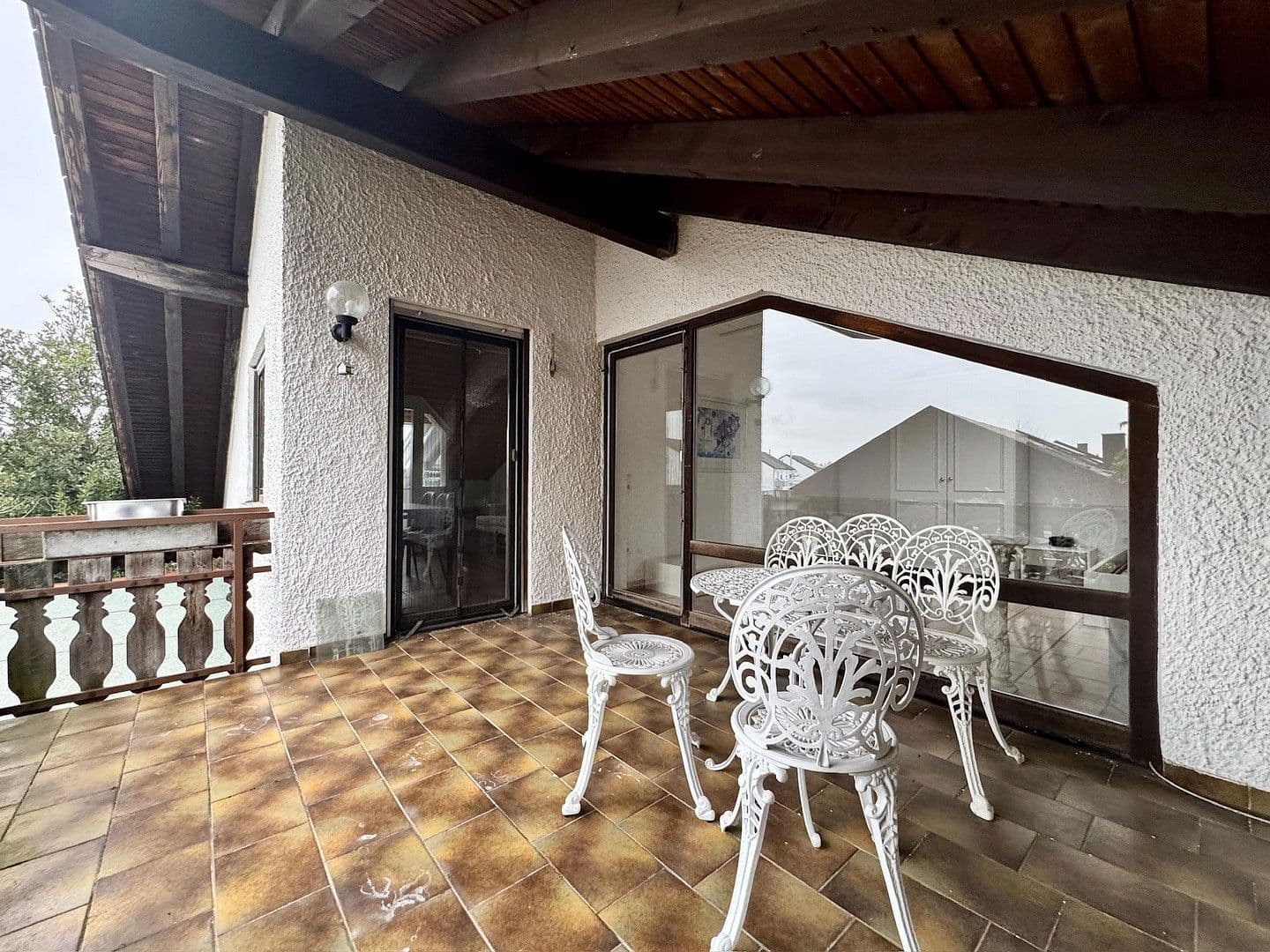 Pronájem bytu 2+1 63 m², Eichenstr. 19, Bad Rappenau, Bádensko-Württembersko Pronájem bytu 2+1 63 m², Eichenstr. 19, Bad Rappenau, Bádensko-Württembersko