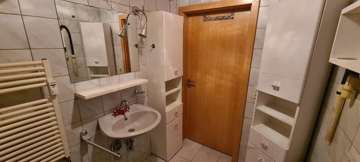 Pronájem bytu 1+1 37 m², Liebenzeller Str.3, Neuhausen, Bádensko-Württembersko Pronájem bytu 1+1 37 m², Liebenzeller Str.3, Neuhausen, Bádensko-Württembersko