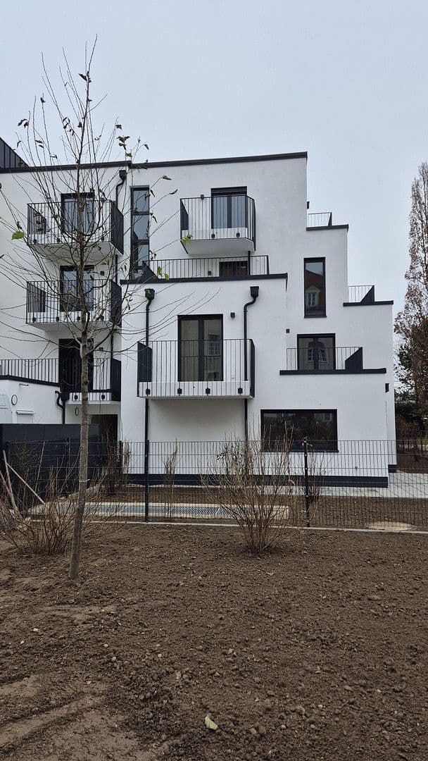 Pronájem bytu 3+1 66 m², Planegger Str. 63, München, Bavorsko Pronájem bytu 3+1 66 m², Planegger Str. 63, München, Bavorsko