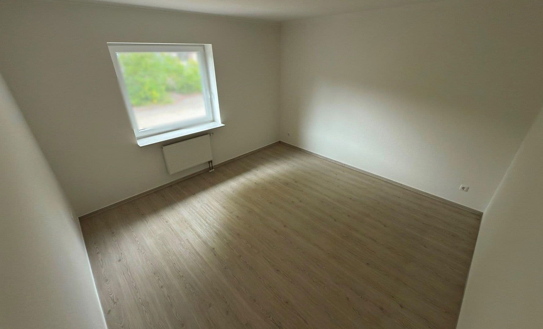 Pronájem bytu 3+1 97 m², Hamburger Straße 10b, Kaltenkirchen, Šlesvicko-Holštýnsko Pronájem bytu 3+1 97 m², Hamburger Straße 10b, Kaltenkirchen, Šlesvicko-Holštýnsko