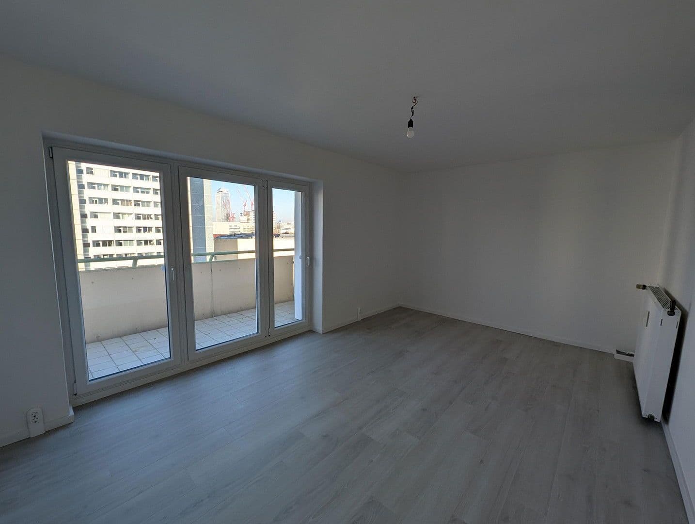 Prodej bytu 4+1 103 m², Ifflandstraße 4, Berlin, Berlín Prodej bytu 4+1 103 m², Ifflandstraße 4, Berlin, Berlín
