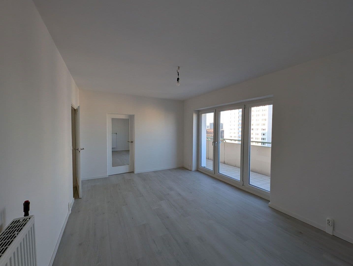 Prodej bytu 4+1 103 m², Ifflandstraße 4, Berlin, Berlín Prodej bytu 4+1 103 m², Ifflandstraße 4, Berlin, Berlín