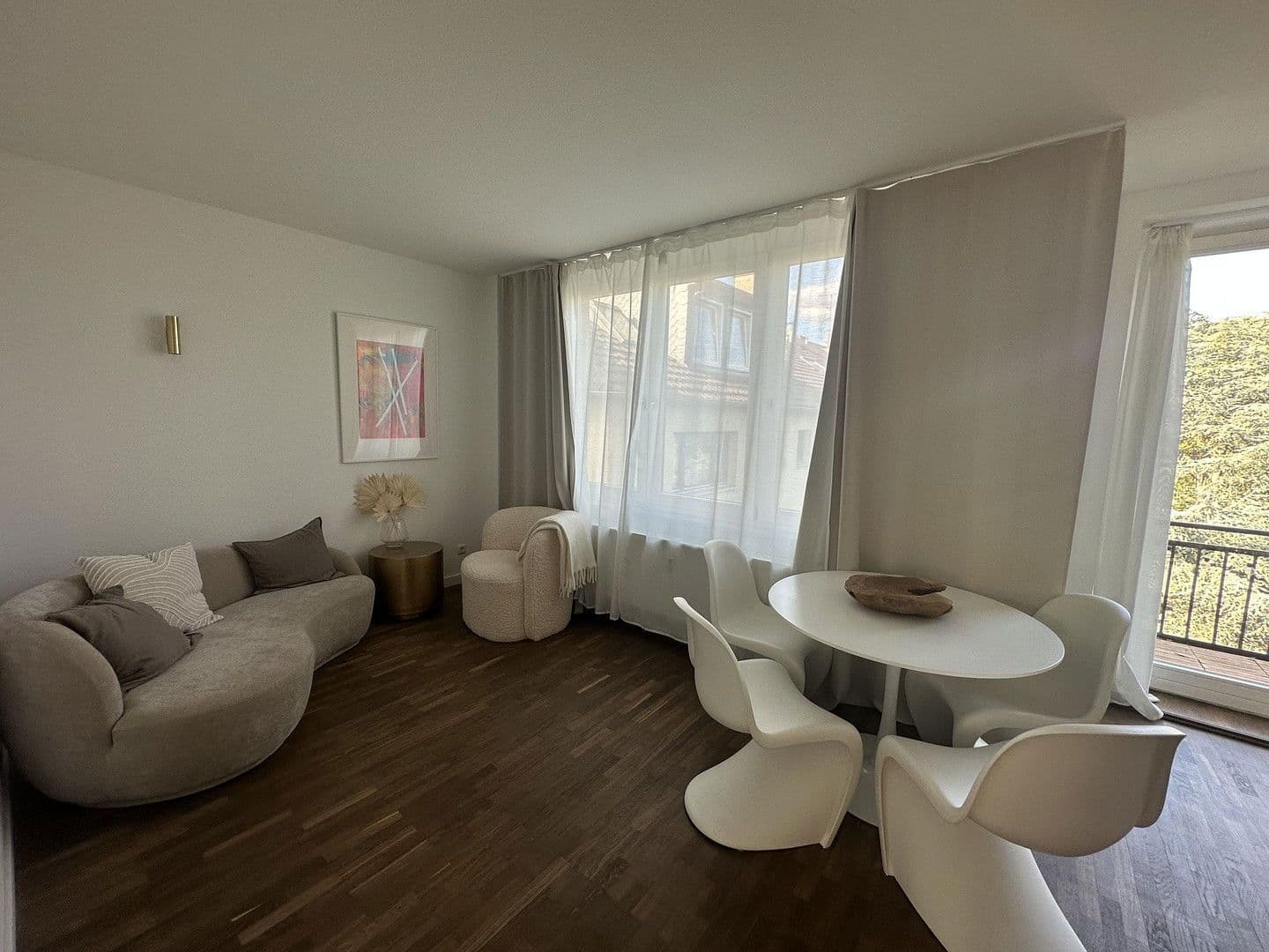 Prodej bytu 3+1 65 m², Frankfurt, Hessen Prodej bytu 3+1 65 m², Frankfurt, Hessen